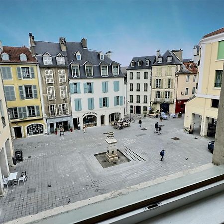 Wonderhost, Bois Et Pierre En Coeur De Ville Pau Ngoại thất bức ảnh