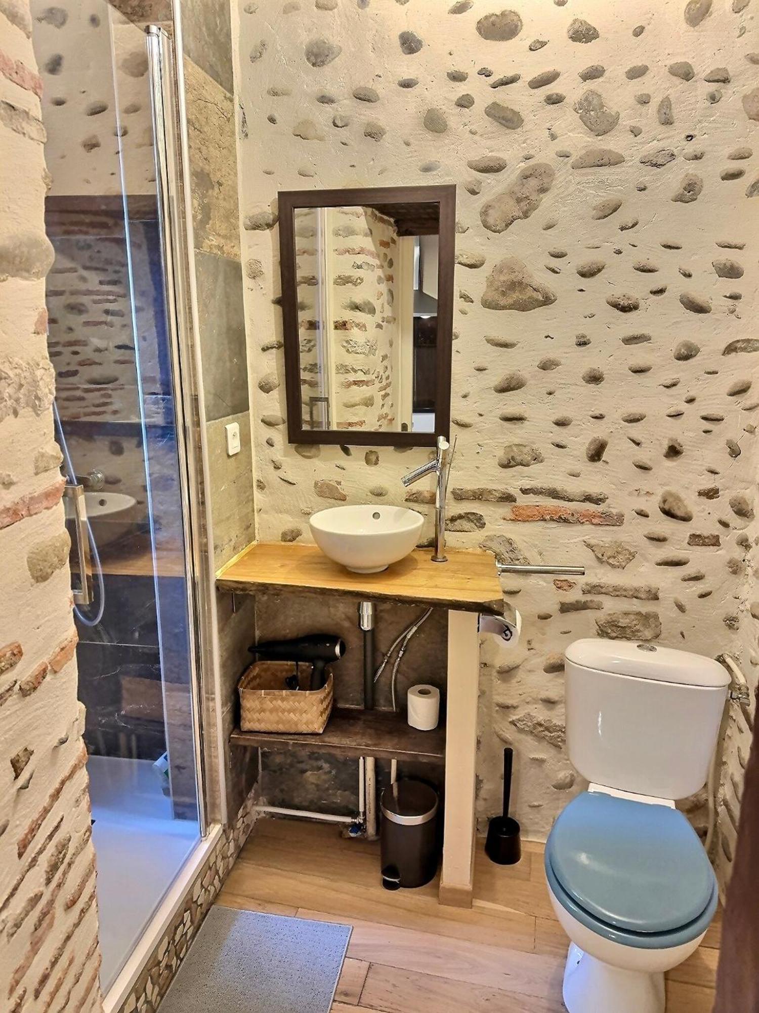 Wonderhost, Bois Et Pierre En Coeur De Ville Pau Ngoại thất bức ảnh